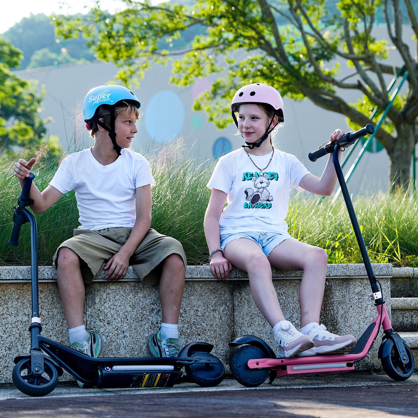 RIDEN iK3Pro Kids Electric Scooter | Height-Adjustable, Colourful LED Lights, Top Speed 6mph, Ages 4+